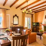 Villa Angela By Villa Plus