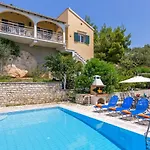 Villa Angela By Villa Plus
